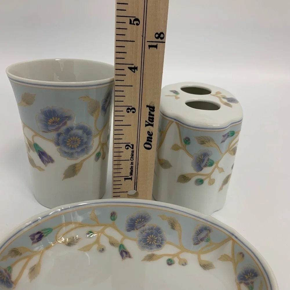 San Francisco Glory Floral Porcelain Toothbrush Holder Trinket Tray/Soap Dish